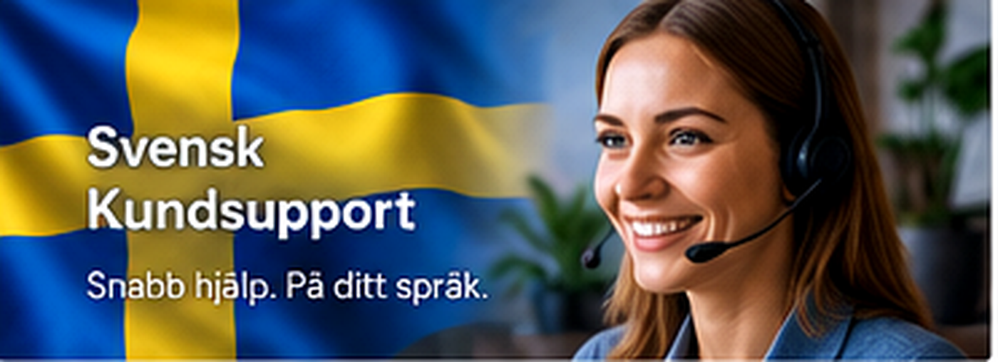 Supportmedarbetare med headset som hjälper en kund via chatt